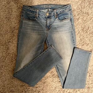 AE mid rise jeggings